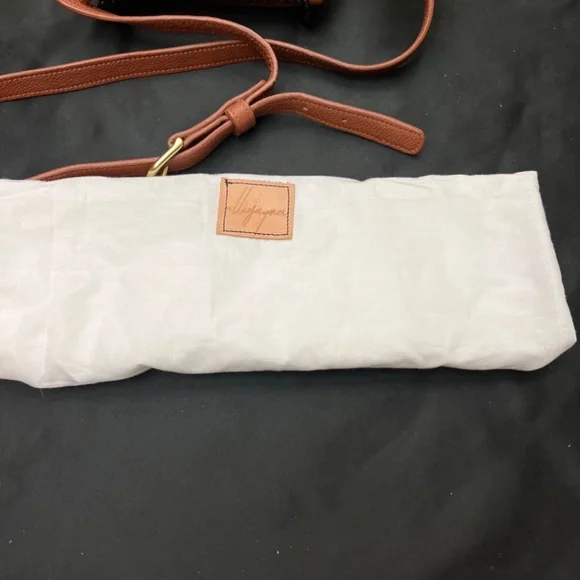 NWT, Beautiful, Hand Crafted Leather, Small Bucket Bag by AllieJaymes. - Picture 10 of 16